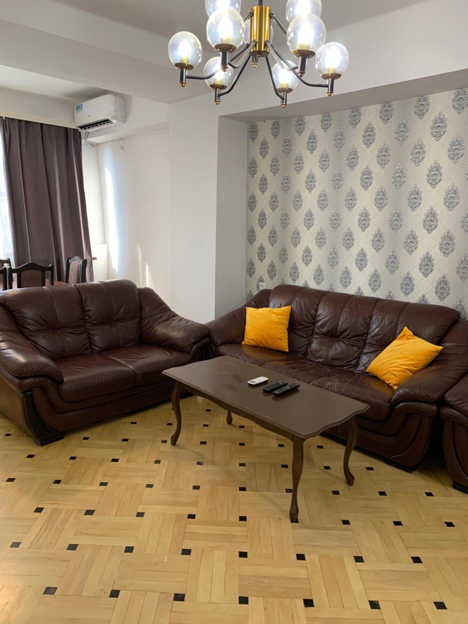 Apartment In The Center Of Ереван Экстерьер фото
