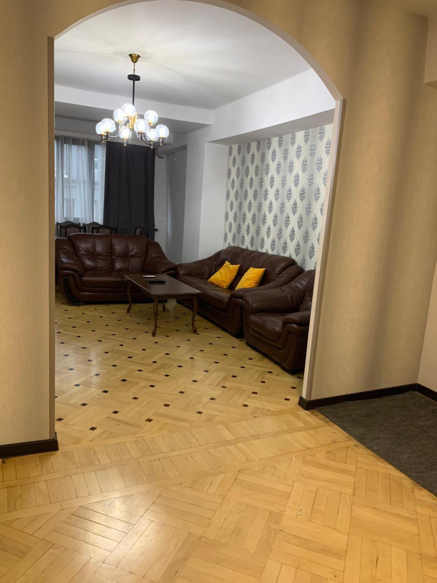 Apartment In The Center Of Ереван Экстерьер фото